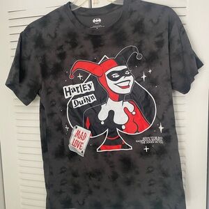 DC Harley Quinn T-Shirt - Black and Red